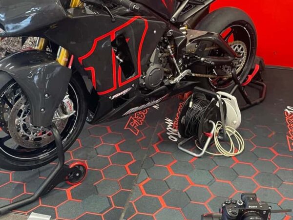 Triumph Daytona Moto