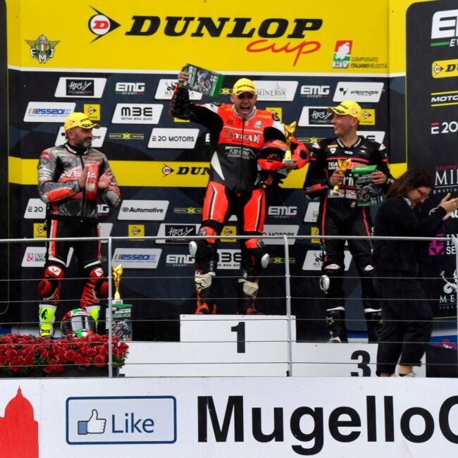 COPPA ITALIA VELOCITÀ ROUND1 MUGELLO 
DUNLOP CUP 1000CC

P2 ASSOLUTA
P1 WIld Car...