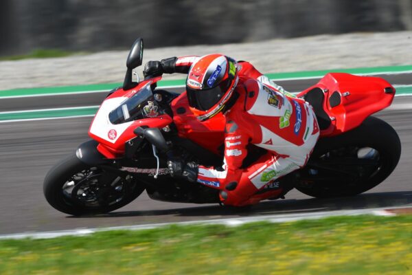 Per non perdere il ritmo!!!!!
Giornata di allenamento con il fidato @patrickmalv...